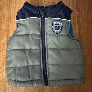 0-3M: Mighty Cute Puffy Vest- LIKE NEW